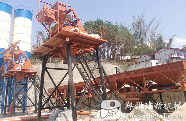 建新双50混凝土爱游戏(ayx)体育官方网站-ayx.com站在云南宁洱投产运行